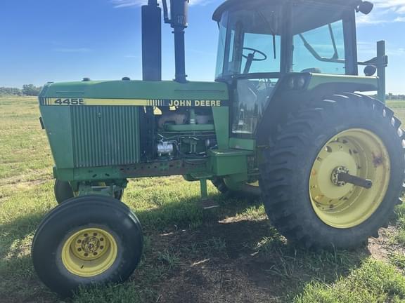 Image of John Deere 4455 equipment image 4