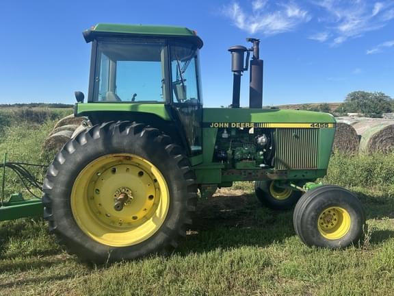 Image of John Deere 4455 equipment image 3