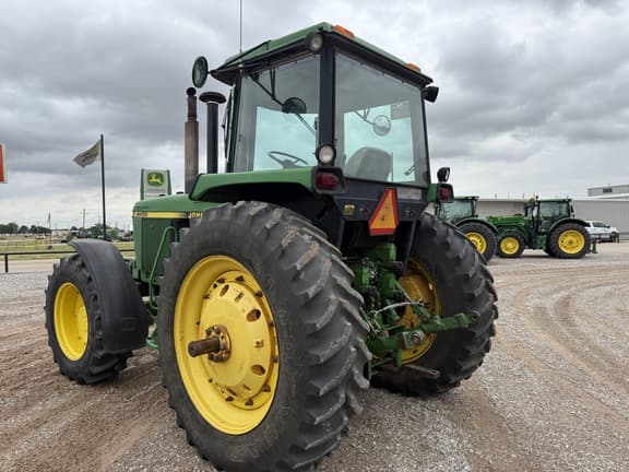 Image of John Deere 4455 equipment image 2