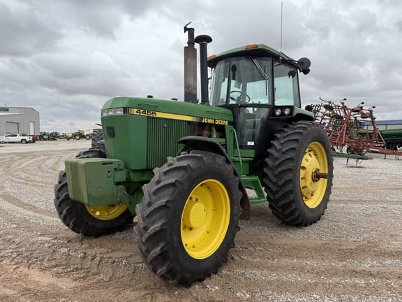 1990 John Deere 4455 Equipment Image0