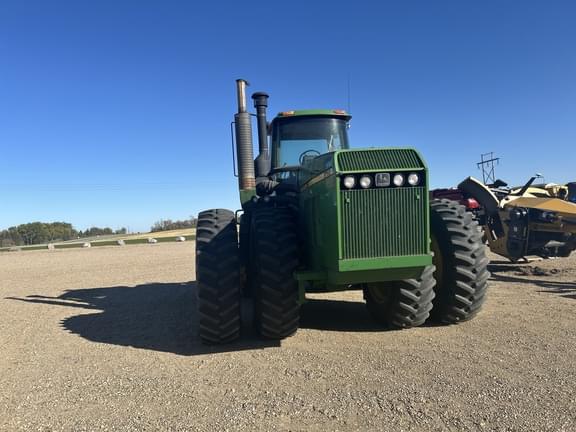 Image of John Deere 8760 equipment image 1