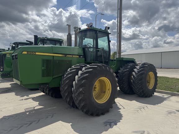 Image of John Deere 8960 Primary image