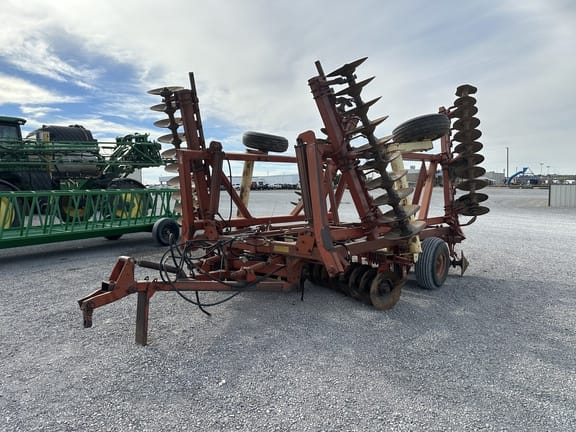 1990 Krause 2426 Equipment Image0