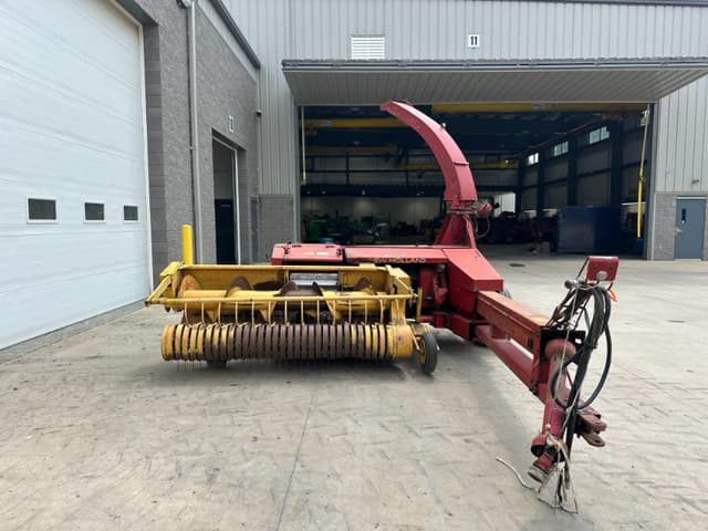 Image of New Holland 900 equipment image 3