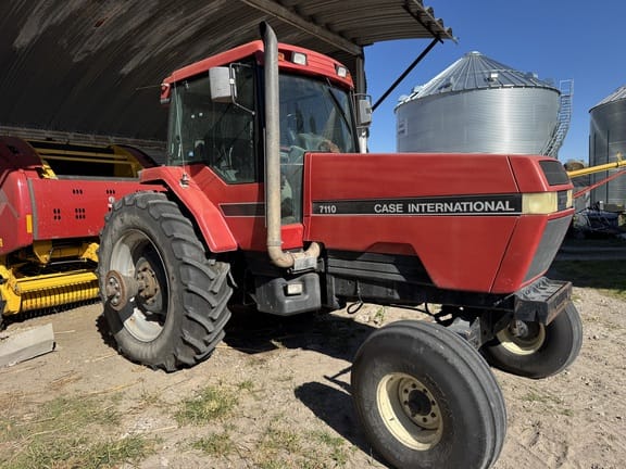1991 Case IH 7110 Equipment Image0