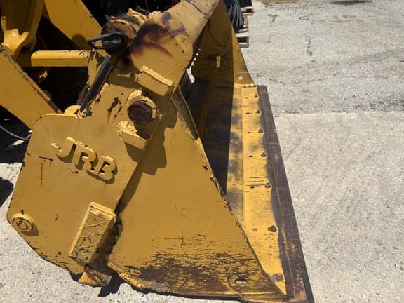 Image of John Deere 544E equipment image 1