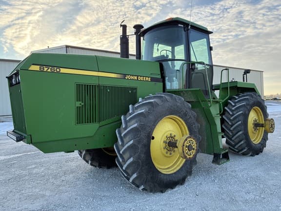 Image of John Deere 8760 equipment image 2