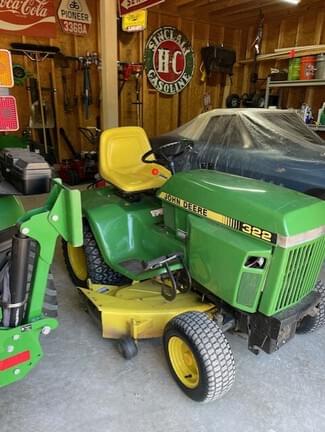 Image of John Deere 322 equipment image 2