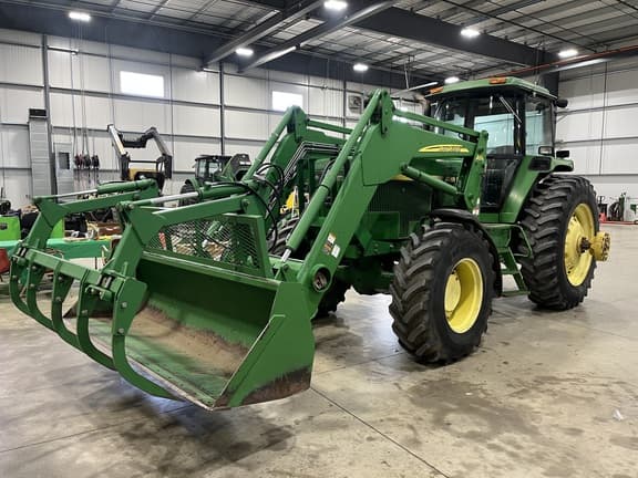 Image of John Deere 4760 Primary image