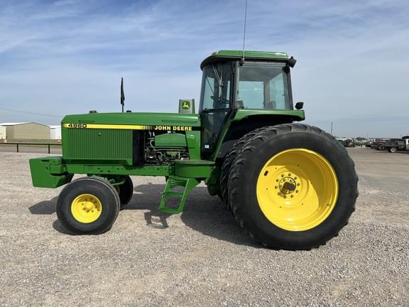 Image of John Deere 4960 equipment image 1