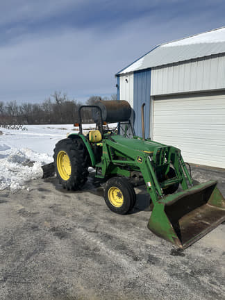 Image of John Deere 5300 equipment image 1