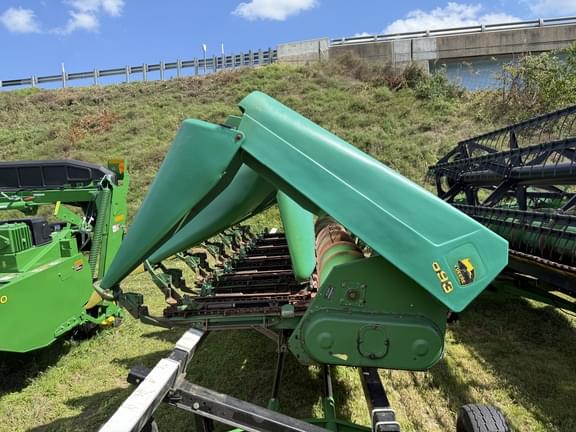 Image of John Deere 693 equipment image 1