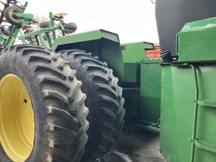 Image of John Deere 8770 equipment image 4