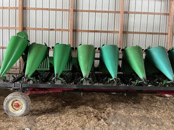 Image of John Deere 893 Primary image