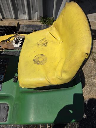 Image of John Deere LX178 equipment image 2