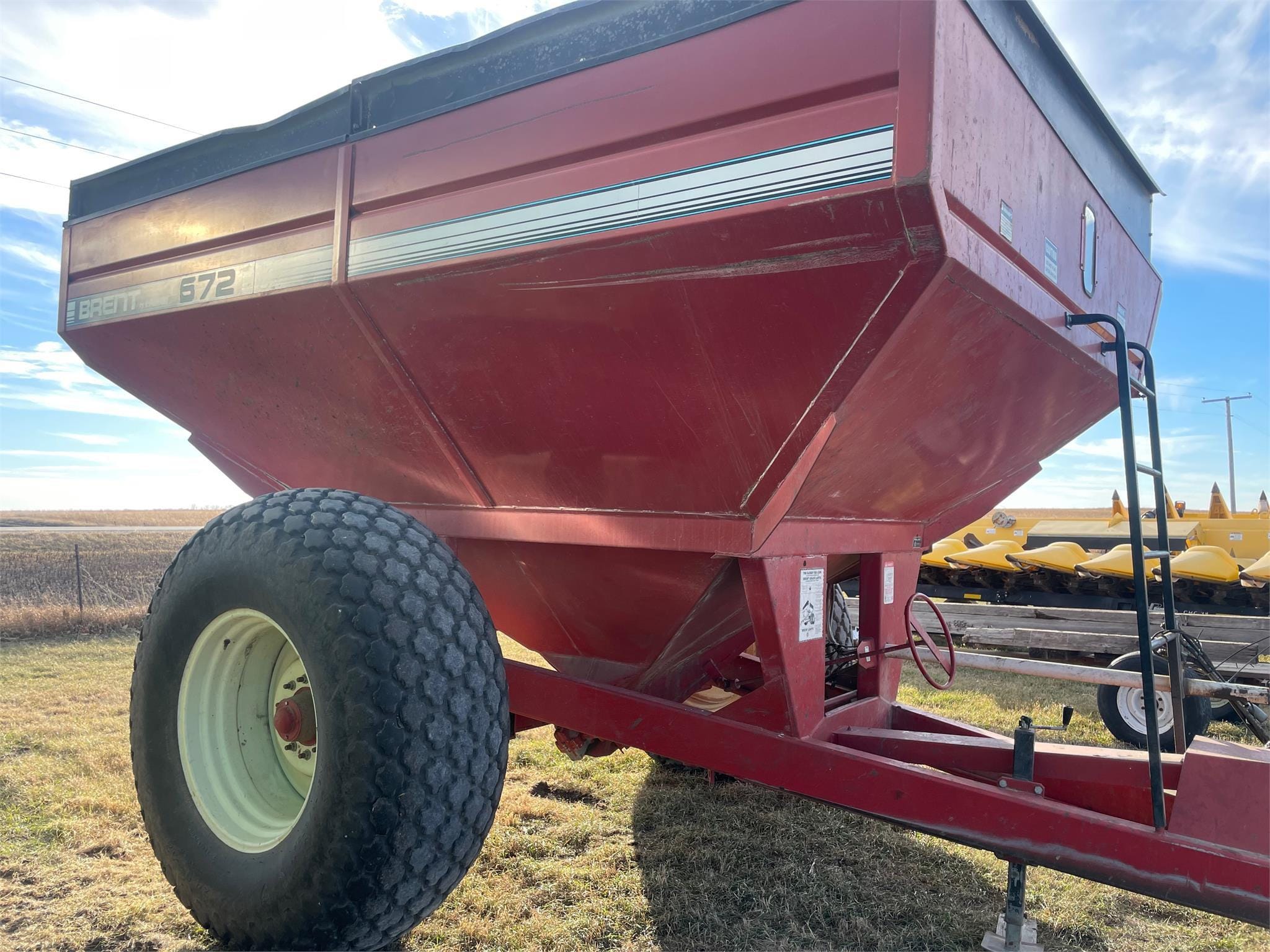 1995 Brent 672 Equipment Image0