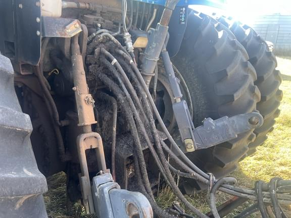 Image of Ford 8970 equipment image 2