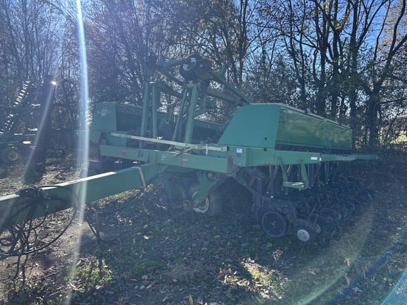 1995 Great Plains 2N-3020 Equipment Image0