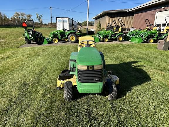 Image of John Deere 345 equipment image 1