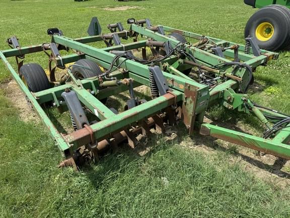 Image of John Deere 714 Primary image