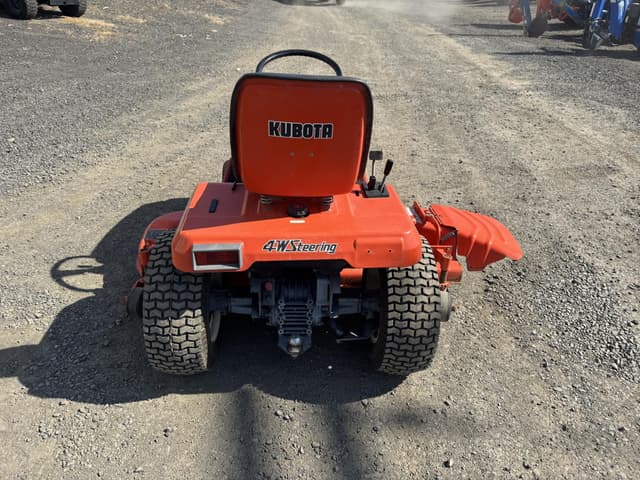 Image of Kubota G2000 equipment image 4