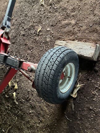 Image of Unverferth HT20 equipment image 2