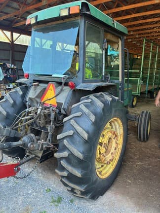 Image of John Deere 5500 equipment image 3