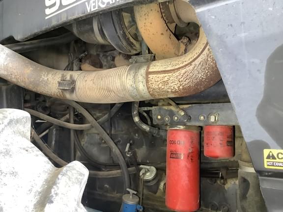 Image of New Holland 9682 equipment image 1