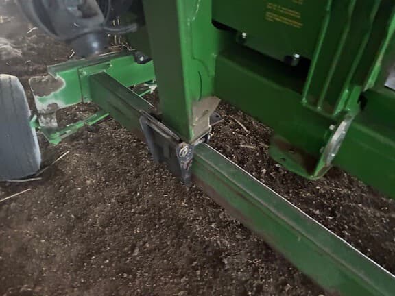 Image of Unverferth HT25 equipment image 4