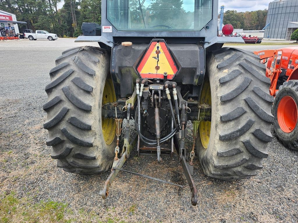 Image of John Deere 5500 Image 0