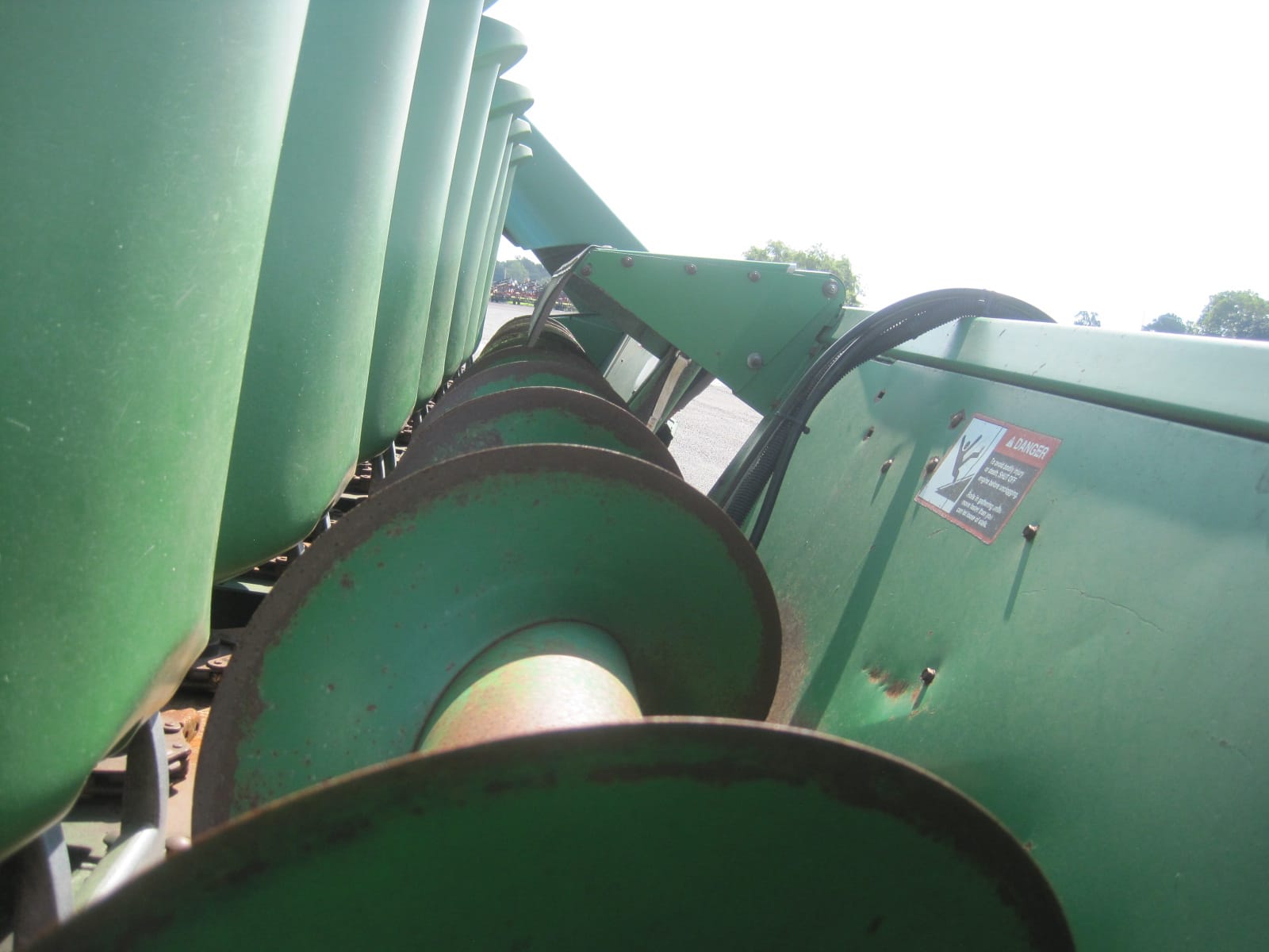 1997 John Deere 893 Equipment Image0