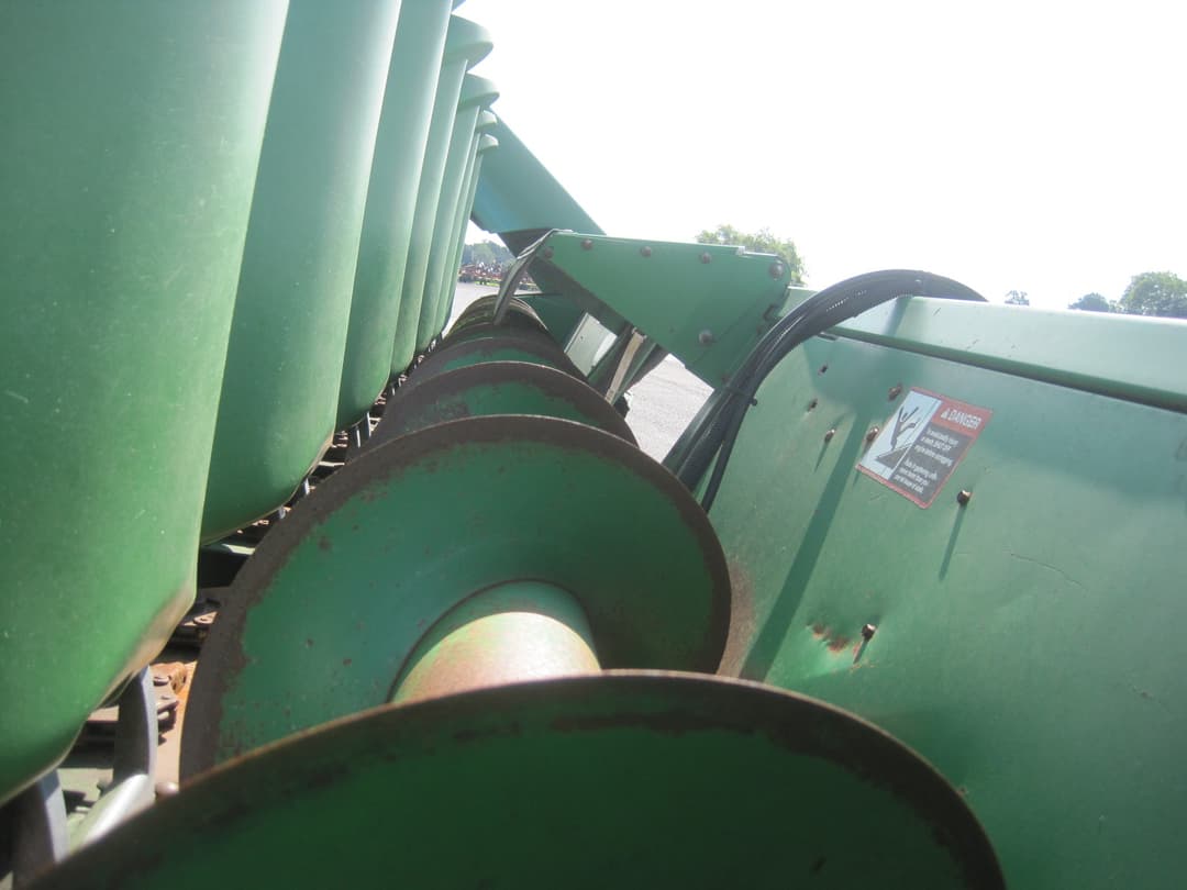 Image of John Deere 893 Primary image