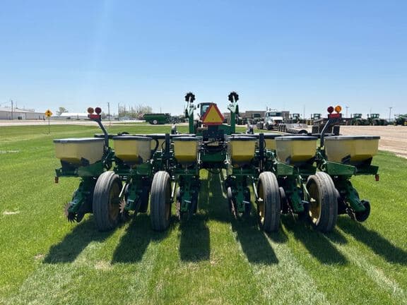 Image of John Deere 1770 equipment image 3