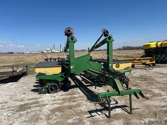 Image of John Deere 1770 Image 1