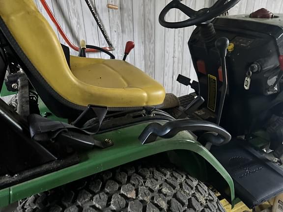 Image of John Deere 4100 equipment image 4