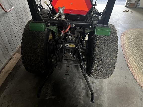 Image of John Deere 4100 equipment image 2