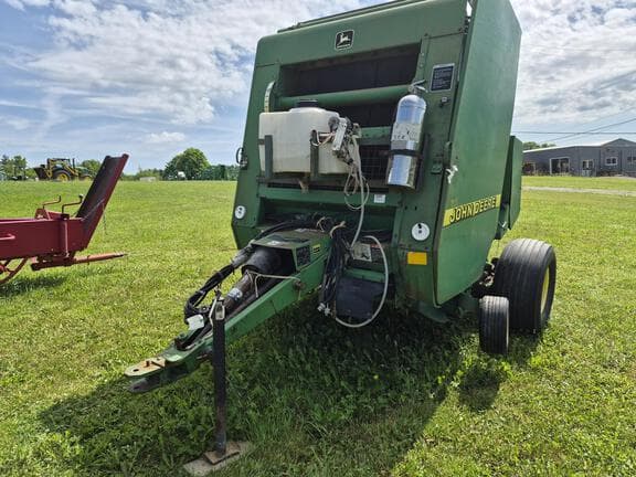 Image of John Deere 456 equipment image 3