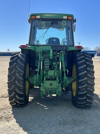 Image of John Deere 7410 equipment image 1