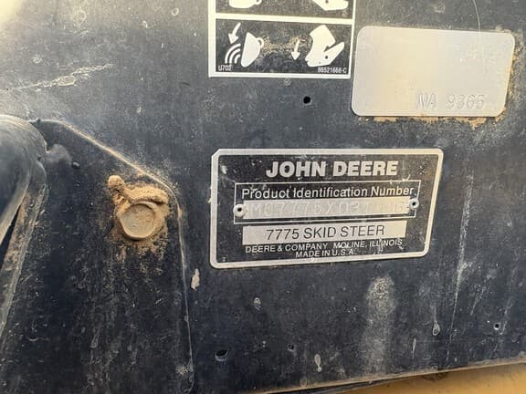 Image of John Deere 7775 equipment image 2