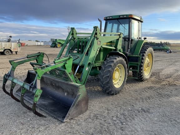 Image of John Deere 7810 Primary image