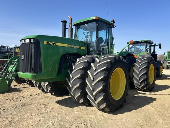 Image of John Deere 9300 equipment image 2