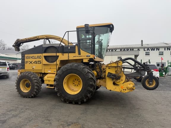 Image of New Holland FX45 equipment image 1