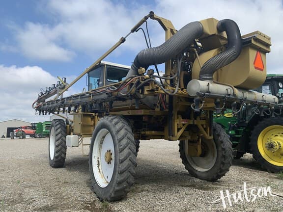 Image of RoGator 854 equipment image 3