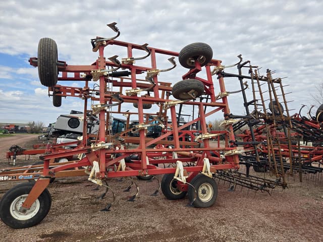 Image of Wil-Rich Quad 5 equipment image 4