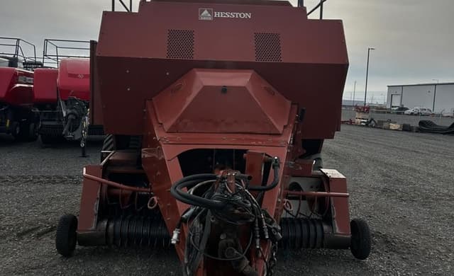 Image of Hesston 4790 equipment image 3