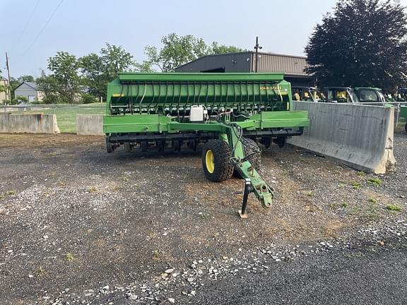 Image of John Deere 1560 equipment image 2