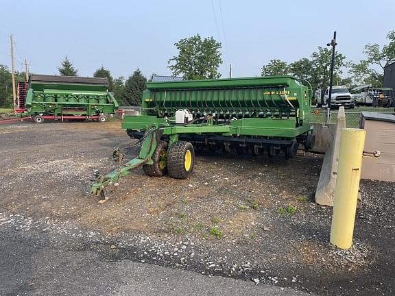 Image of John Deere 1560 Primary image