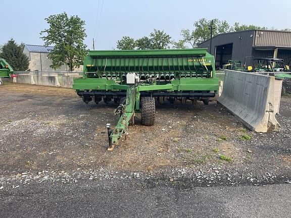 Image of John Deere 1560 equipment image 1