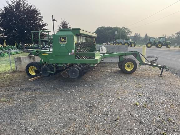 Image of John Deere 1560 equipment image 4