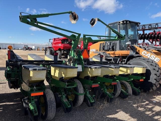 Image of John Deere 1760 equipment image 2